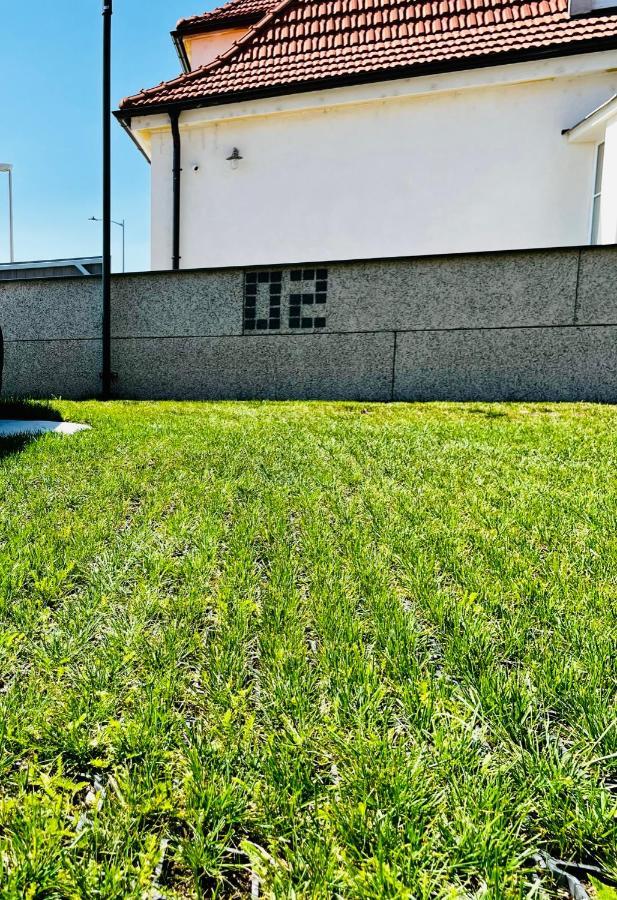 Apartman Mikulov Garden Kültér fotó